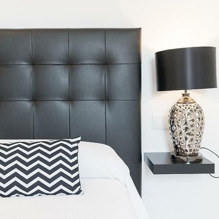 מאלגה Stunning Spacious City Apartment With Free Parking מראה חיצוני תמונה