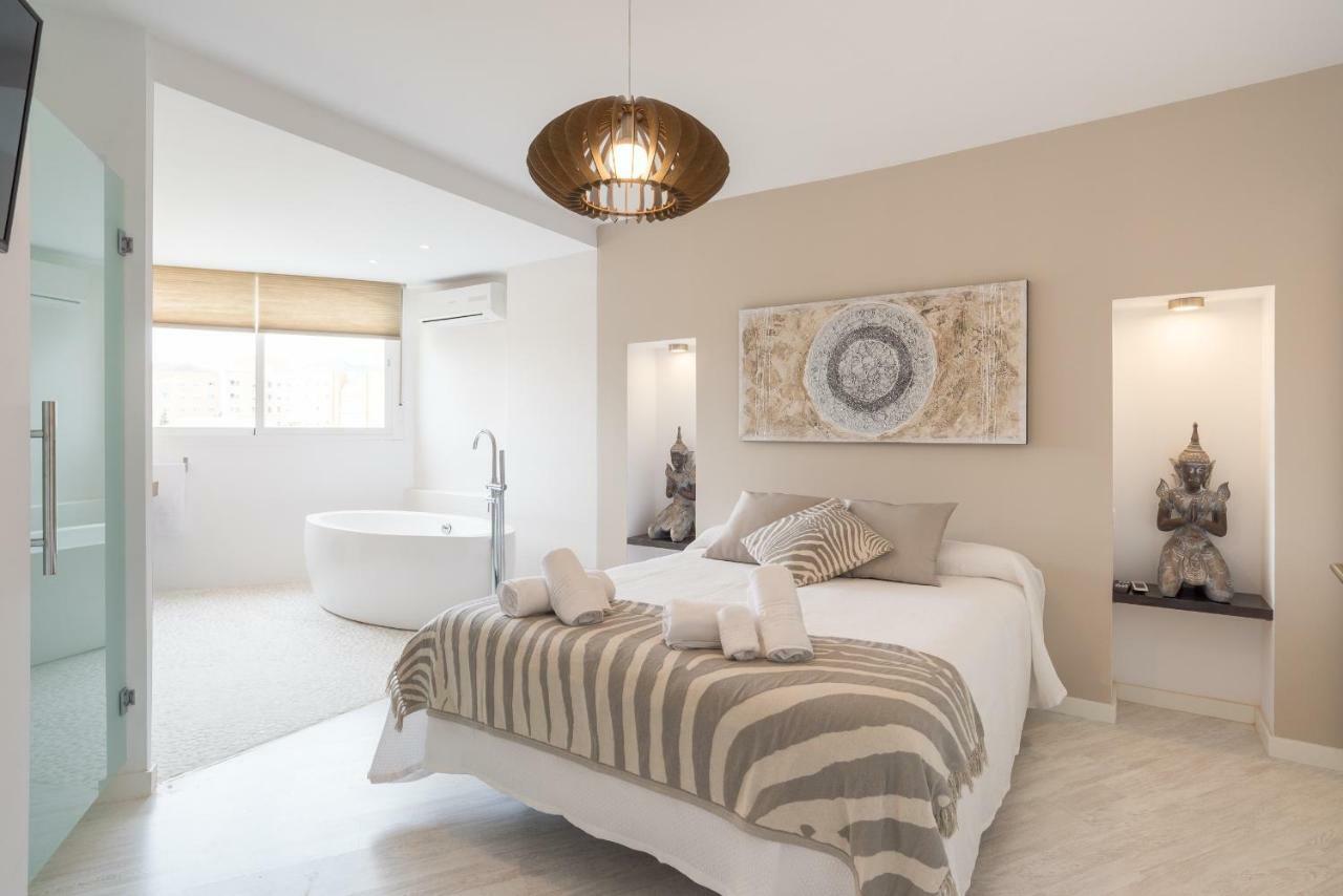 מאלגה Stunning Spacious City Apartment With Free Parking מראה חיצוני תמונה